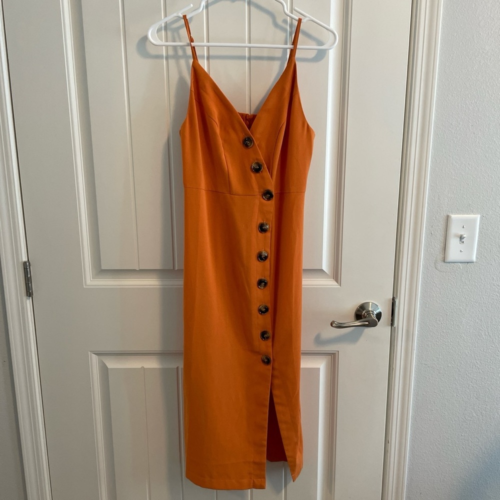Mint Limit Women’s Midi Button-Up Orange Dress